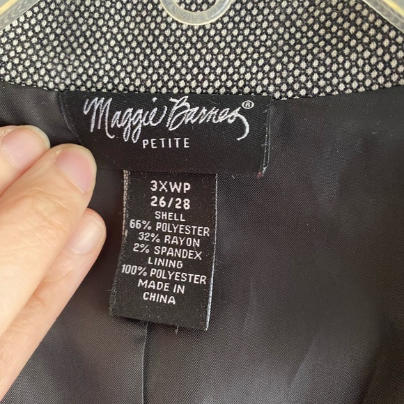 Maggie Barnes Blazer - Picture 5 of 6